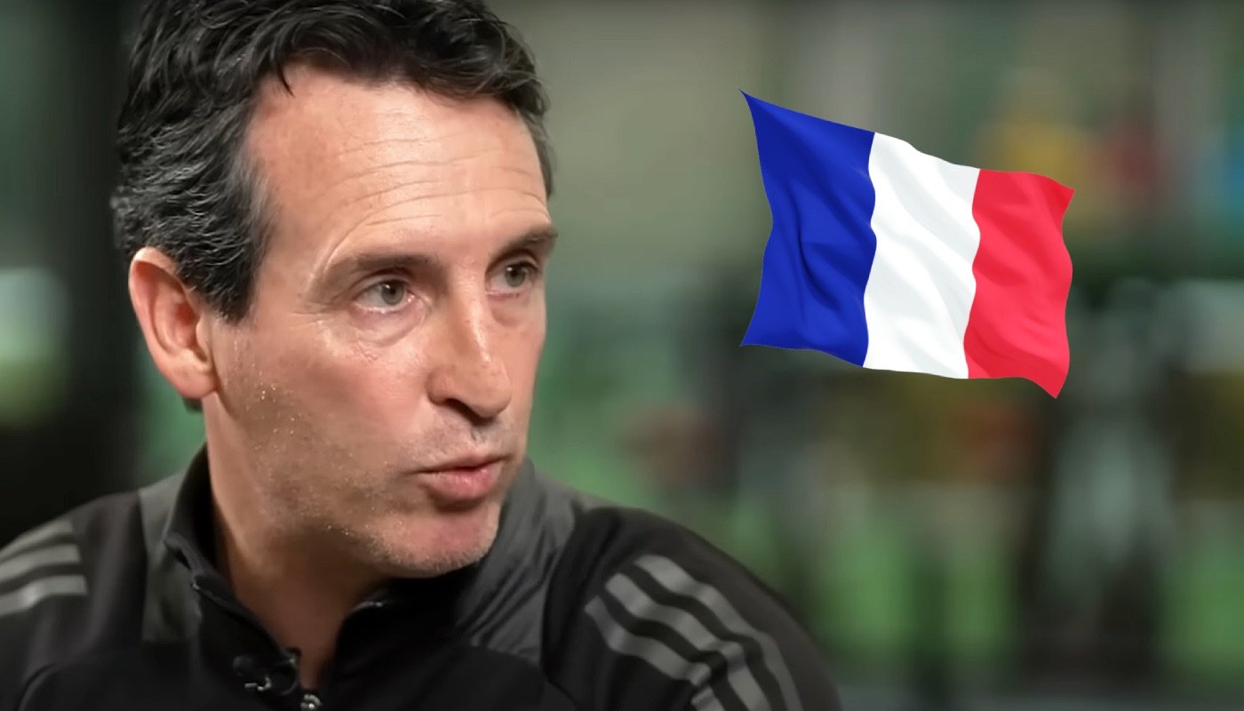 L'entraîneur espagnol Unai Emery, ici accompagné du drapeau de la France