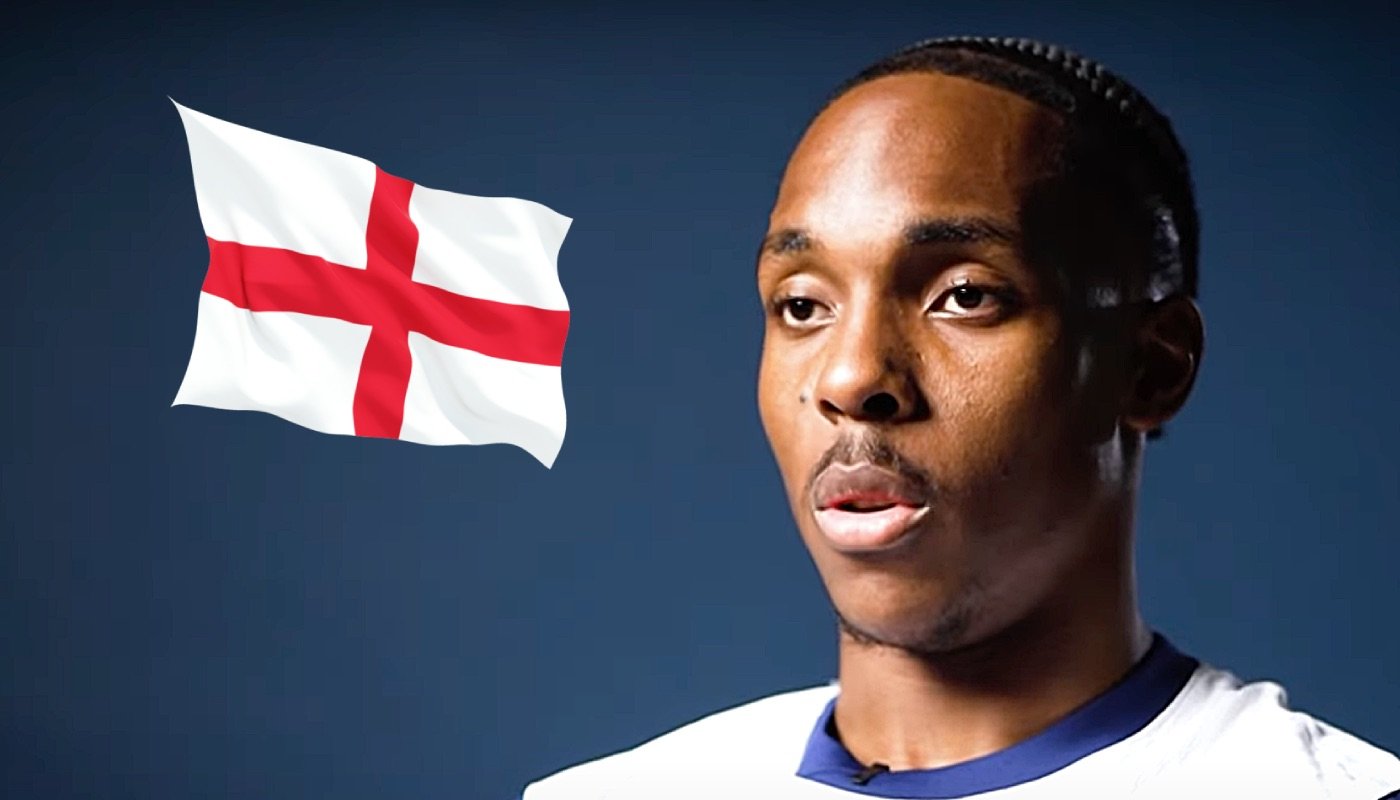 Le jeune attaquant français Mathys Tel, ici accompagné du drapeau de l'Angleterre