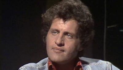 Présent le jour du drame, un ami de Joe Dassin cash sur sa mort : « C&rsquo;est faux, la vérité c&rsquo;est que…
