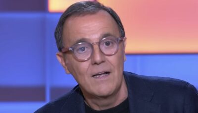 Parti de la télé en 2019, Thierry Beccaro (69 ans) déballe sa retraite inattendue : « Je touche…