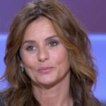 À 47 ans, Faustine Bollaert sans langue de bois sur la chirurgie esthétique : « Oui, je me suis fait refaire mes…