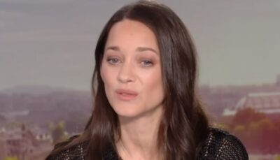 Marion Cotillard (50 ans) se livre honnêtement sur sa vie privée : « Une fois par jour au moins »
