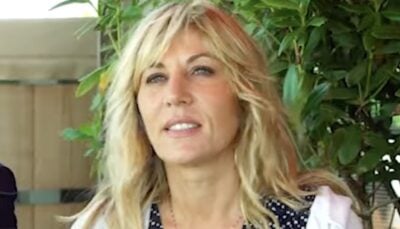Mathilde Seigner (57 ans) très honnête sur sa vie privée : « Moi, je n’ai pas du tout une sexualité…