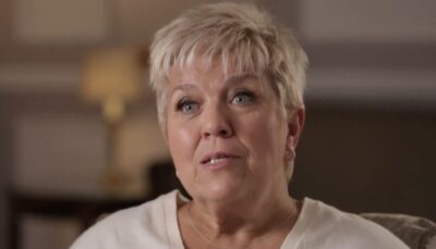 Mimie Mathy (68 ans) sans détour sur son recours à la chirurgie esthétique : « J’y ai recouru pour une…