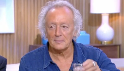 Le test qu&rsquo;a fait passer Didier Barbelivien à sa femme : « Comme elle avait 22 ans et moi 50, je lui ai fait…