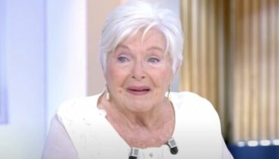 À 97 ans, Line Renaud passe aux aveux sur la chirurgie esthétique : « La seule chose que j&rsquo;ai faite, c&rsquo;est…