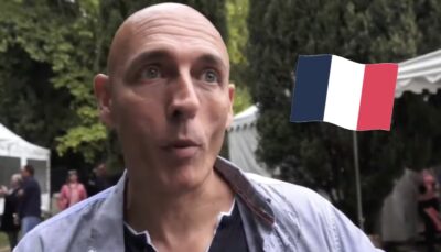 Ayant quitté le pays, le chanteur de &lsquo;Nuit de folie&rsquo; atomise la France : « C&rsquo;est impensable, quand je vois…