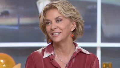 À 66 ans, Corinne Touzet sans fard sur son rapport aux hommes : « J&rsquo;ai longtemps été une…