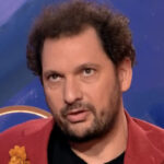 Mesurant 2m07 (!), Eric Antoine admet son poids improbable : « Aujourd&rsquo;hui je suis à…