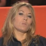 Toujours cash, Mathilde Seigner honnête sur sa scène en string dans &lsquo;Camping&rsquo; : « C&rsquo;est quand même un…