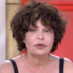 Outre le tabac, l&rsquo;autre dépendance improbable d&rsquo;Isabelle Mergault : « Par jour, il me fallait…