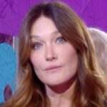 Carla Bruni (58 ans) sans langue de bois sur son addiction létale : « C&rsquo;est dangereux et inutile, mais…