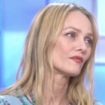 À 53 ans, l&rsquo;aveu très clair de Vanessa Paradis à propos de sa poitrine : « Moi, je me…