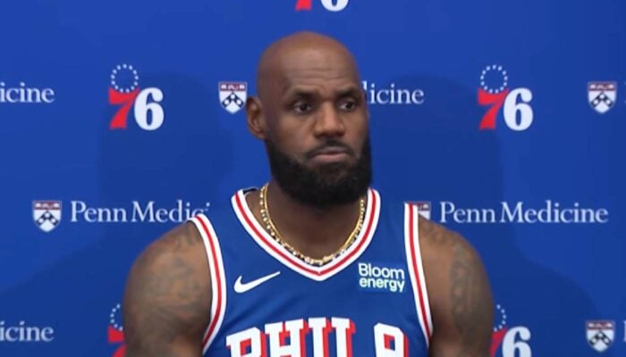 LeBron James sous le maillot des Sixers