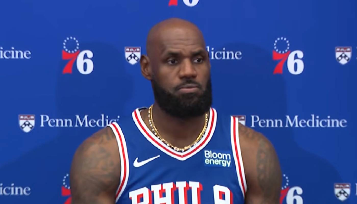 LeBron James sous le maillot des Sixers